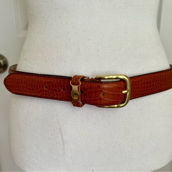 United Polo Elegant Brown Leather Belt with Gold Buckle main image 6